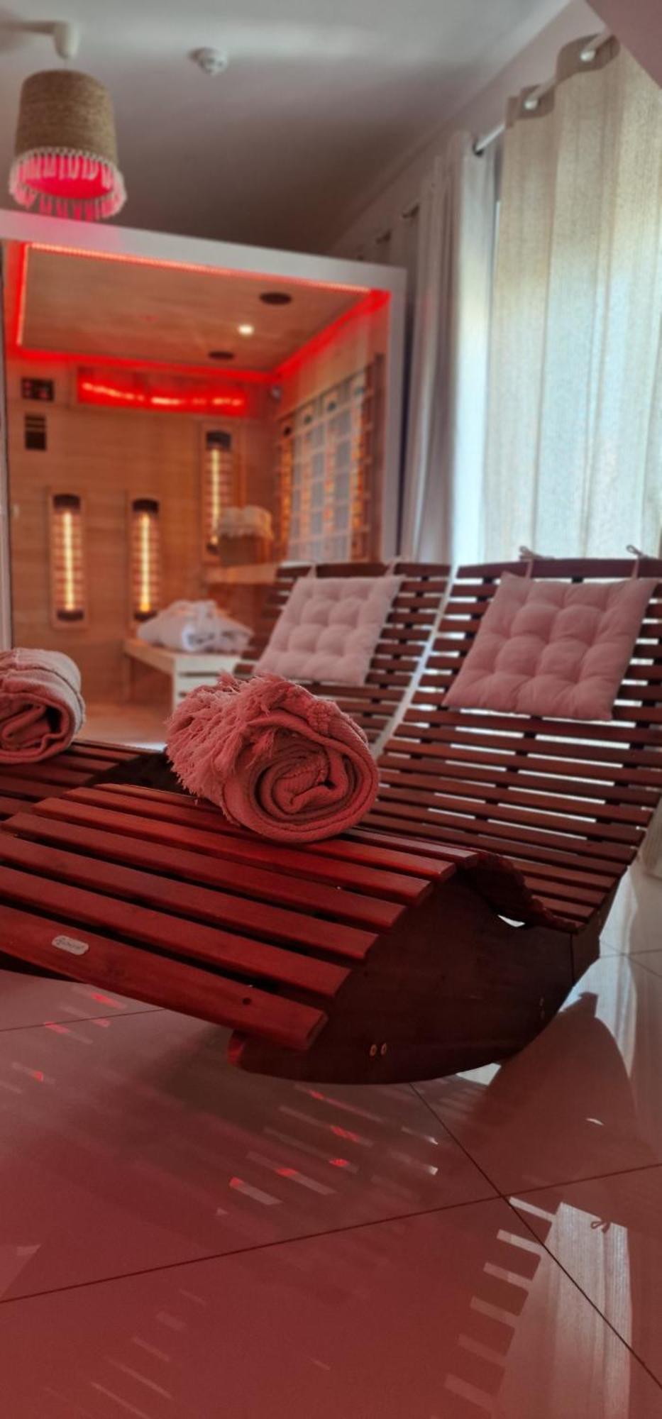 Spa Love Ceglana 1 A Sauna,,Jaccuzi Dla Dwojga Na Wylacznosc Zielona Gora  Ngoại thất bức ảnh
